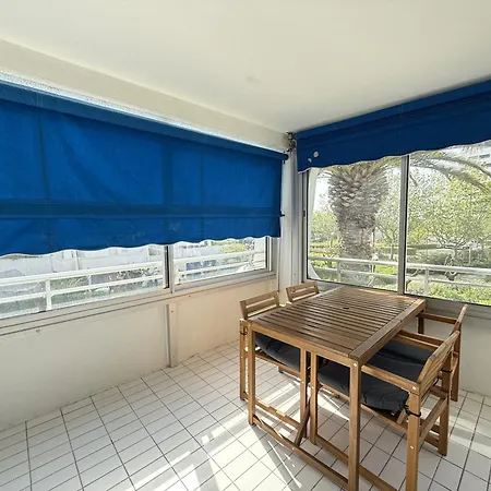 Sol-y-days Arc En Ciel, Moderne Proche Plages Apartment